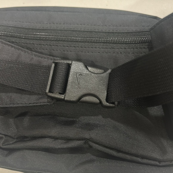 Vintage • Nike Waist Belt Bag - Picture 5 of 11